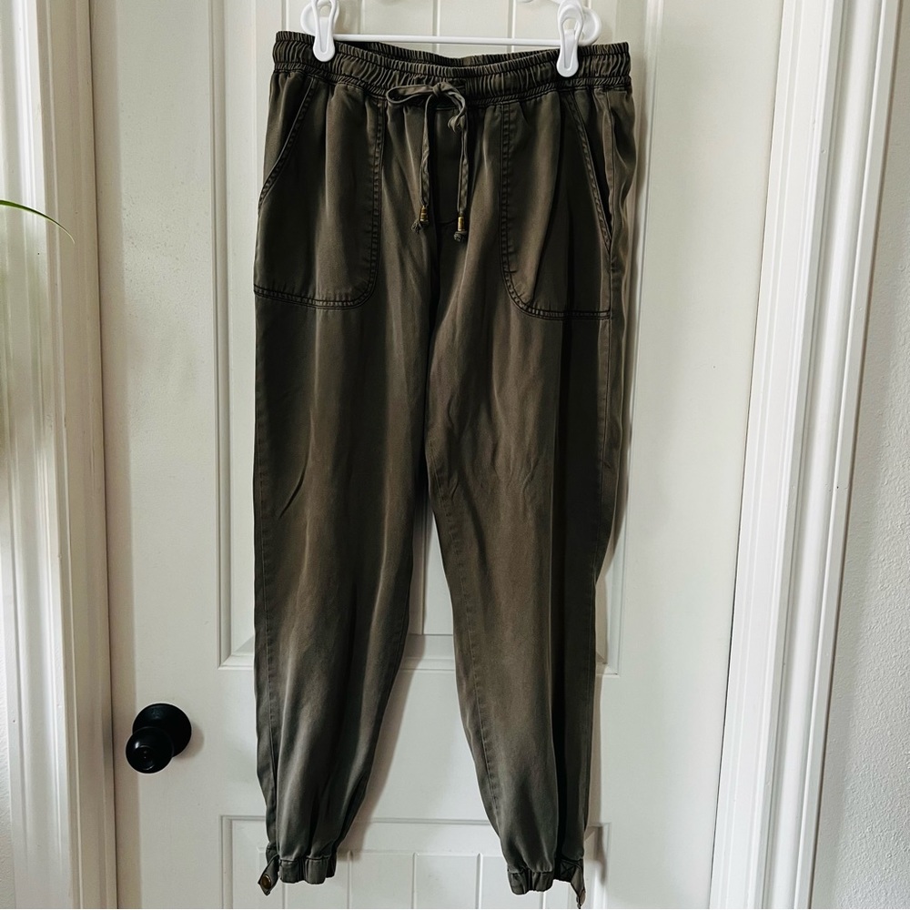 Thread & Supply size small olive green pull on joggers draw string elastic waist - Picture 2 of 12